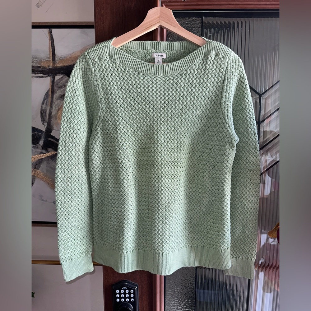 L.L.Bean Women’s Sweater – Size Large
